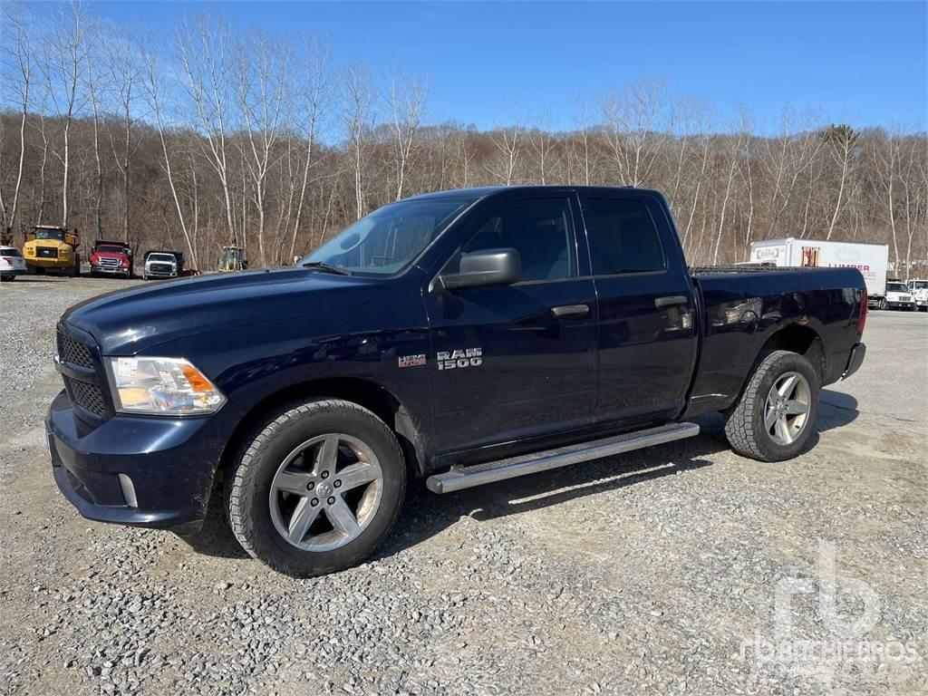 RAM 1500 Nakladacia/sklápacia bočnica