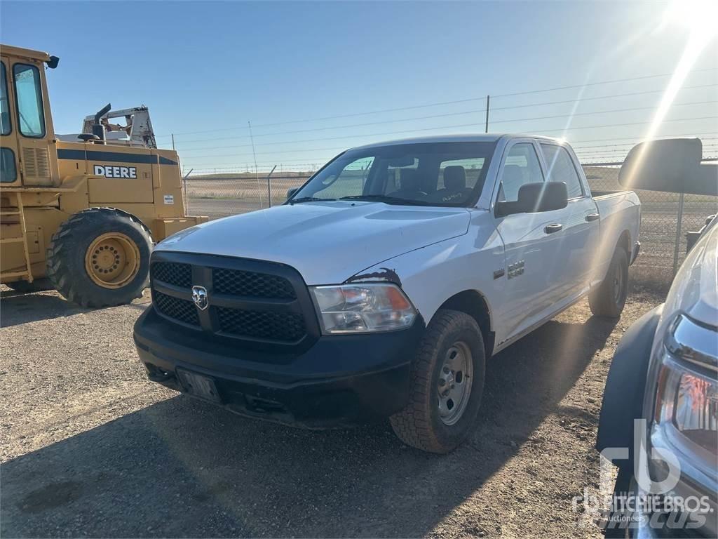 RAM 1500 Nakladacia/sklápacia bočnica
