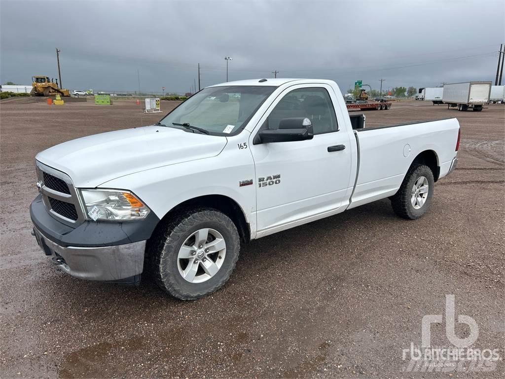 RAM 1500 Nakladacia/sklápacia bočnica