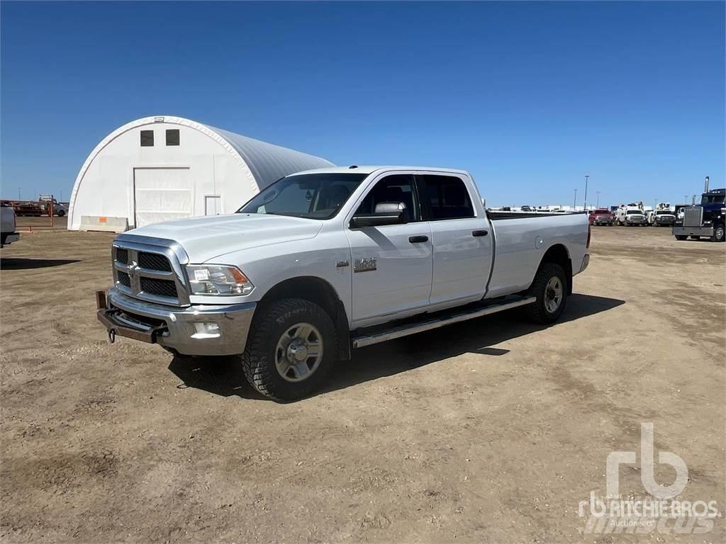 RAM 2500 Nakladacia/sklápacia bočnica
