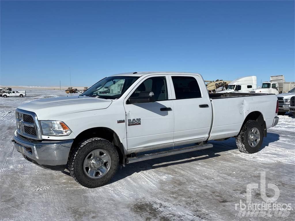 RAM 2500 Nakladacia/sklápacia bočnica