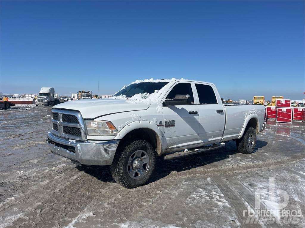RAM 2500 Nakladacia/sklápacia bočnica