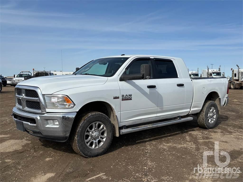 RAM 2500 Nakladacia/sklápacia bočnica