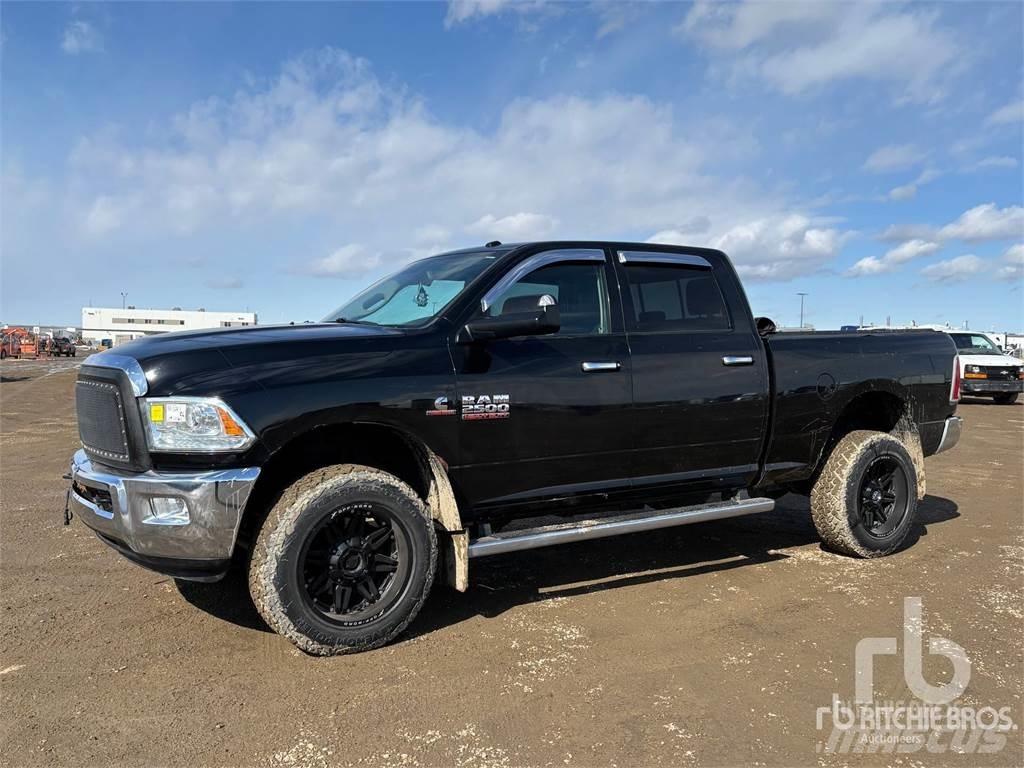 RAM 2500 Nakladacia/sklápacia bočnica