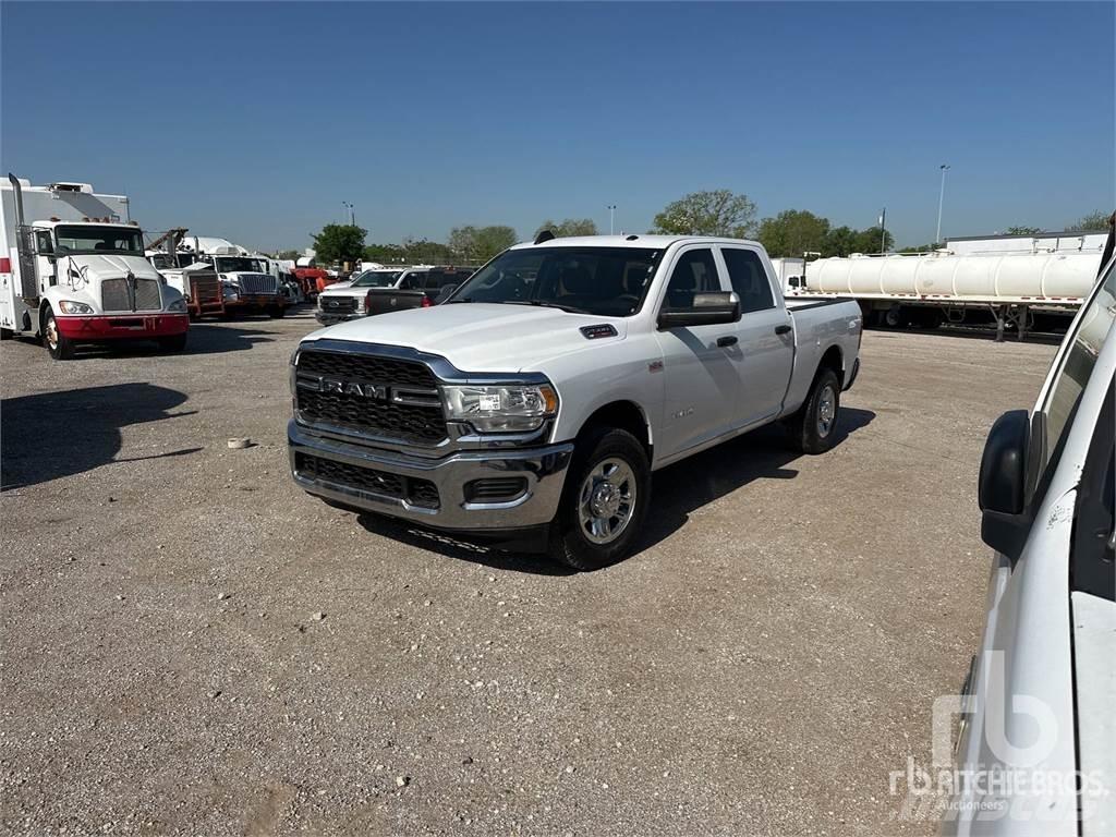RAM 2500 Nakladacia/sklápacia bočnica