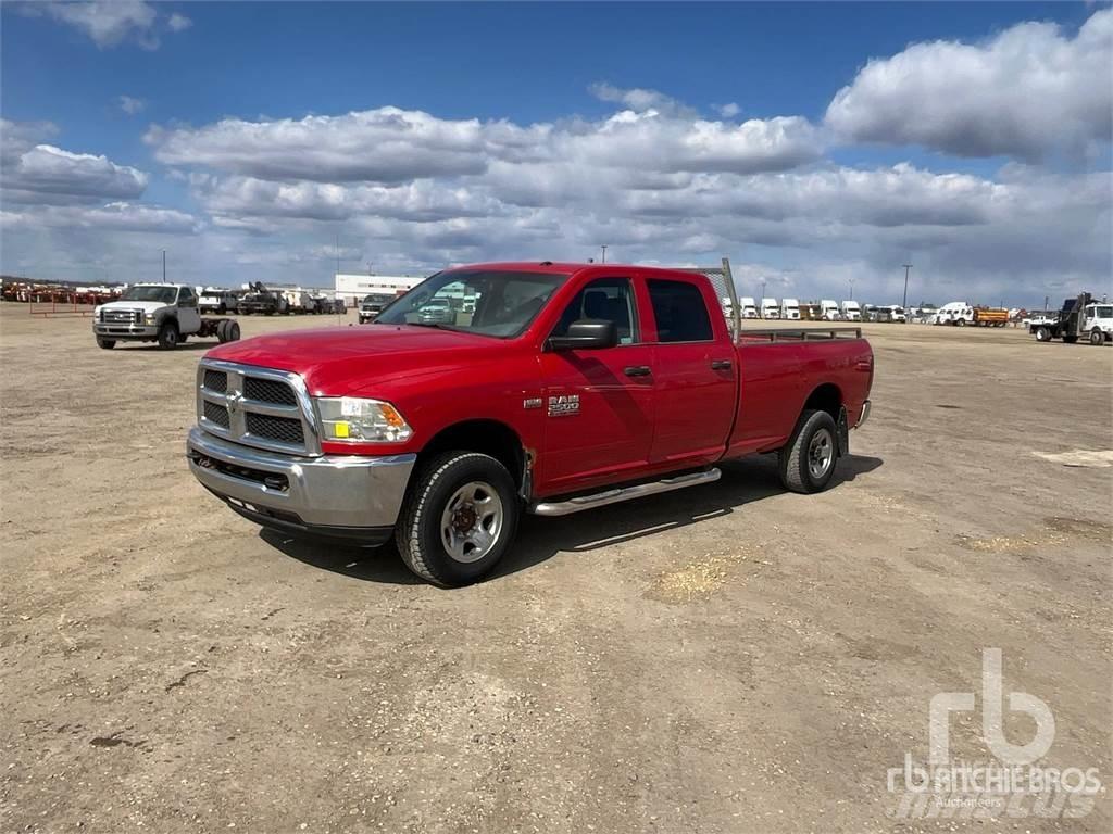 RAM 2500 Nakladacia/sklápacia bočnica
