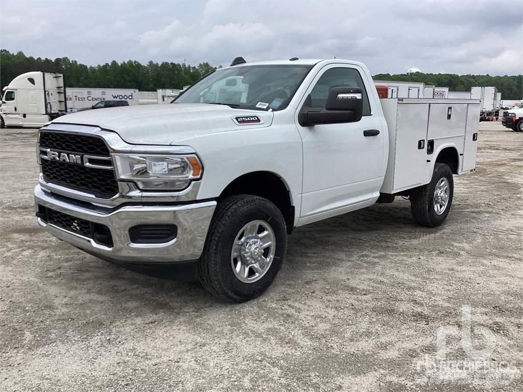 RAM 2500 Komunálne / Multi-úžitkové vozidlá
