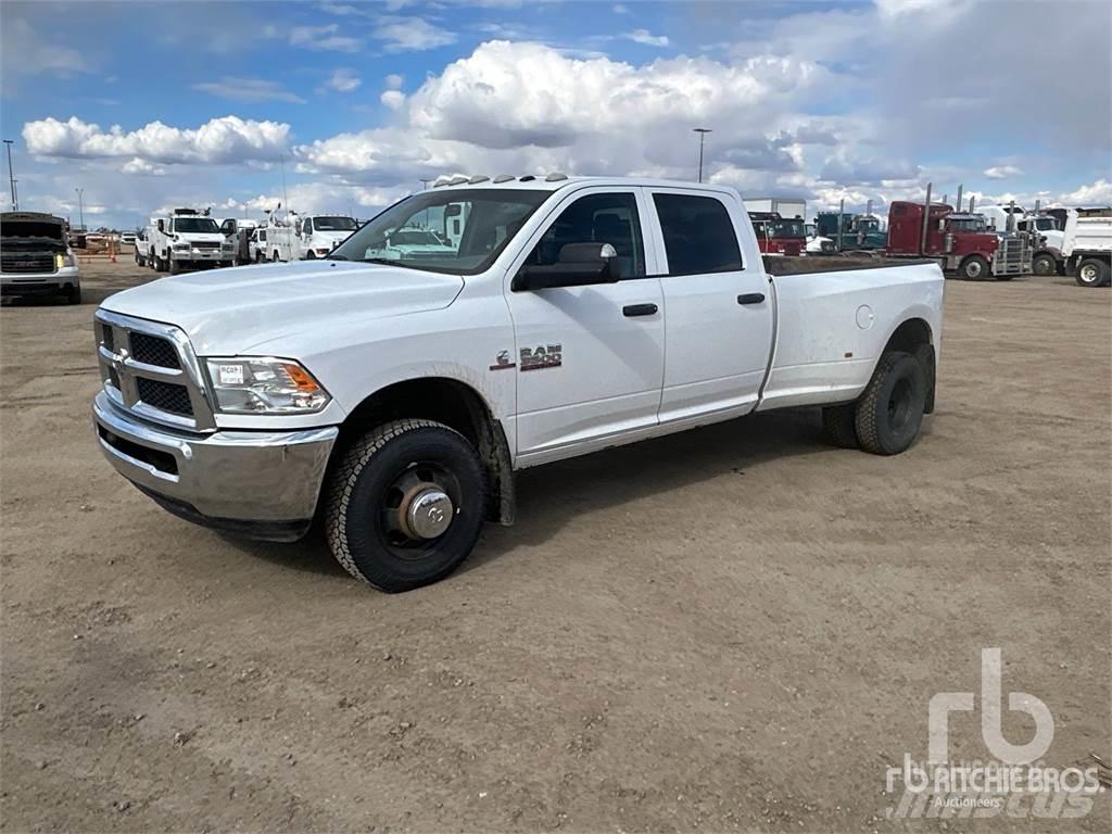 RAM 3500 Nakladacia/sklápacia bočnica