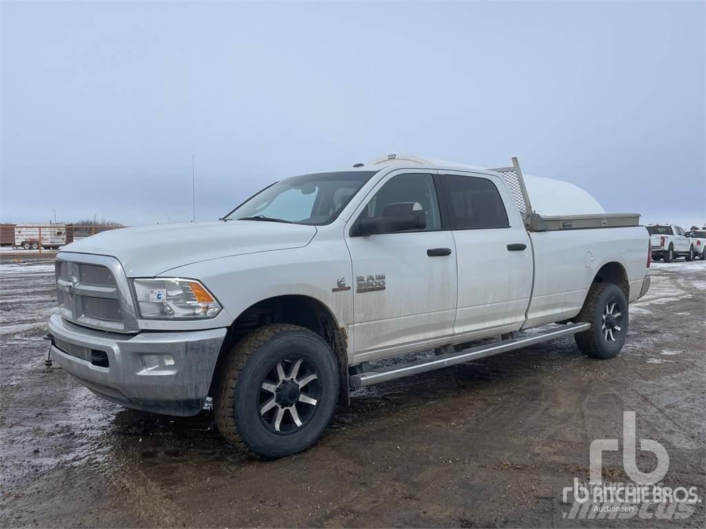 RAM 3500 Nakladacia/sklápacia bočnica