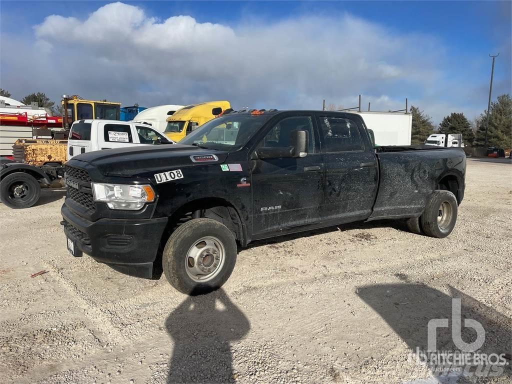 RAM 3500 Nakladacia/sklápacia bočnica