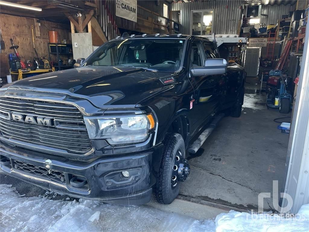 RAM 3500 Nakladacia/sklápacia bočnica