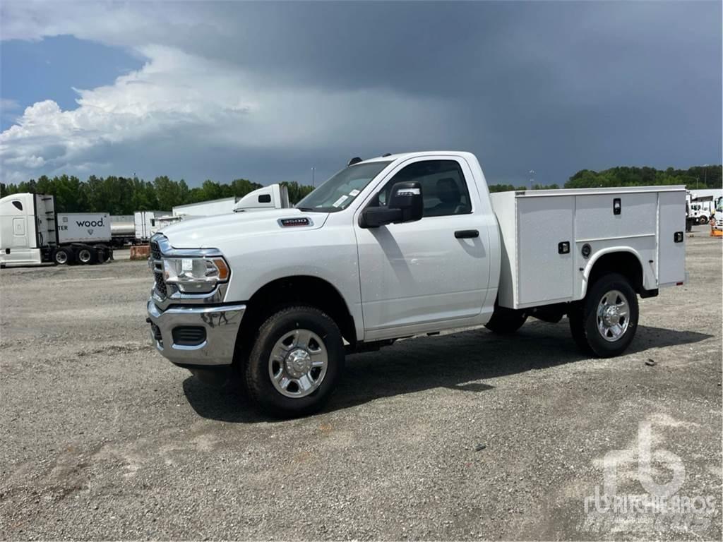 RAM 3500 Komunálne / Multi-úžitkové vozidlá