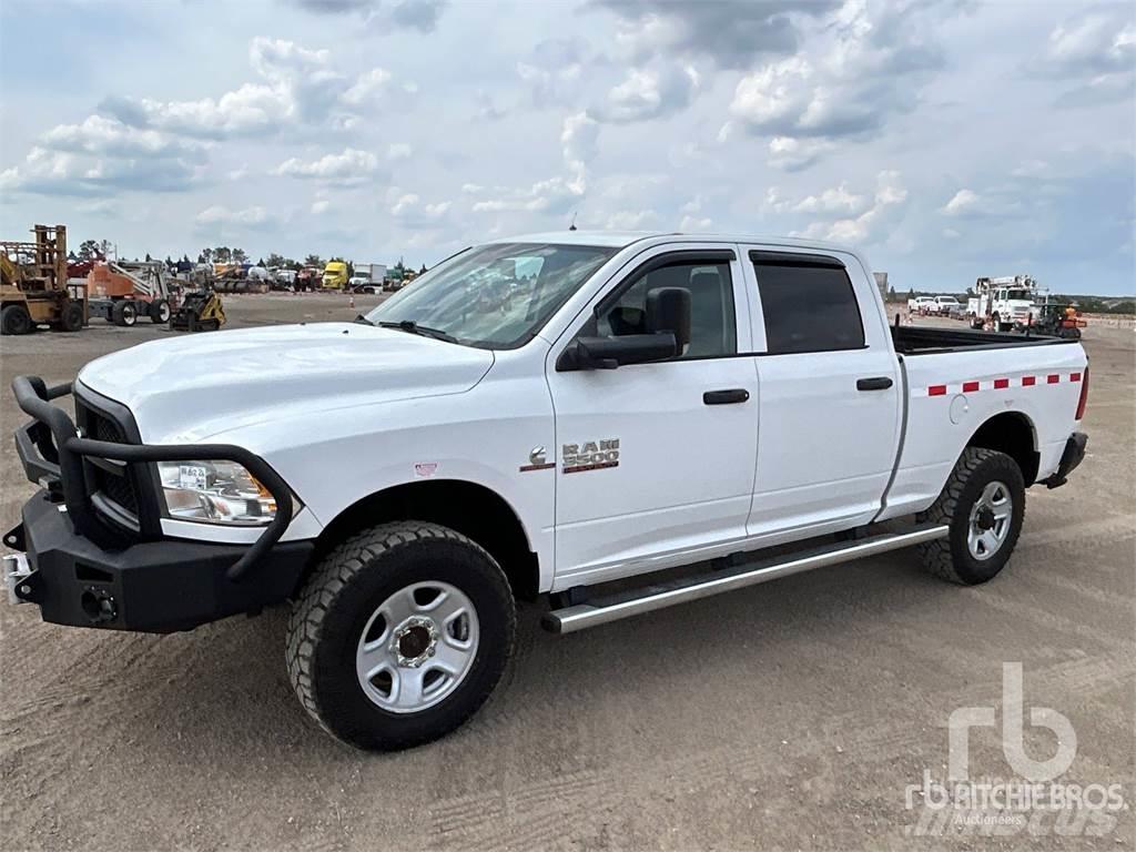 RAM 3500 Nakladacia/sklápacia bočnica