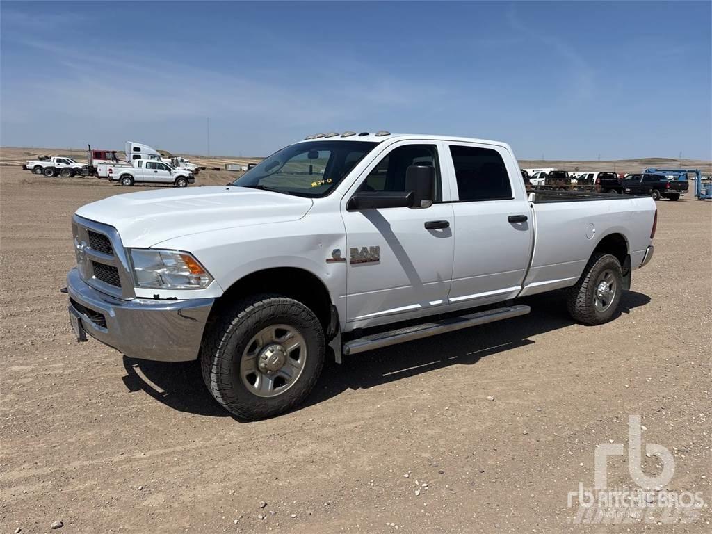 RAM 3500 Nakladacia/sklápacia bočnica
