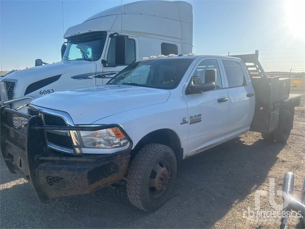 RAM 3500 Nakladacia/sklápacia bočnica