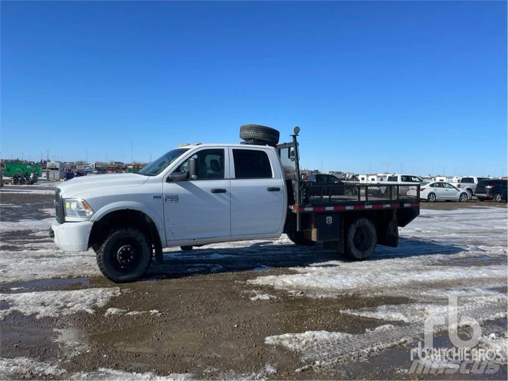 RAM 3500HD Plošinové nákladné automobily/nákladné automobily so sklápacími bočnicami