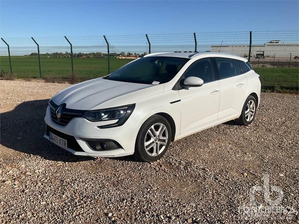 Renault MEGANE Automobily