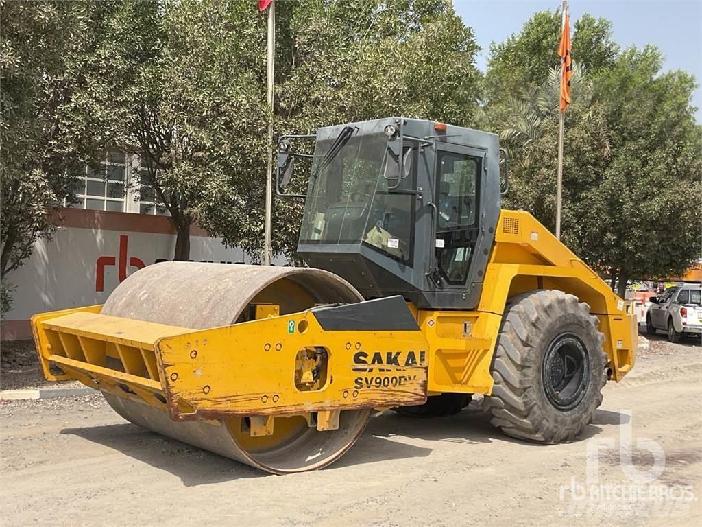 Sakai SV900DV-1 Pôdne kompaktory