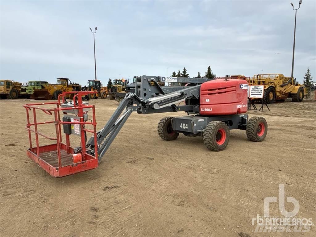 SkyJack SJ46AJ Kĺbové plošiny