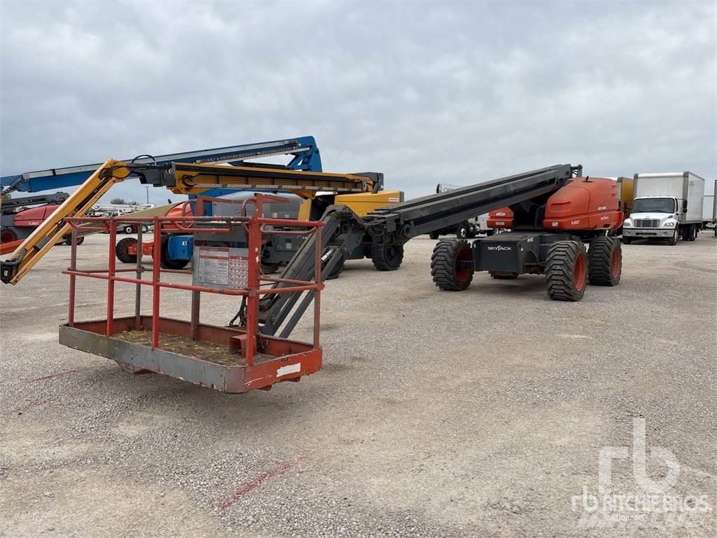 SkyJack SJ66T Kĺbové plošiny