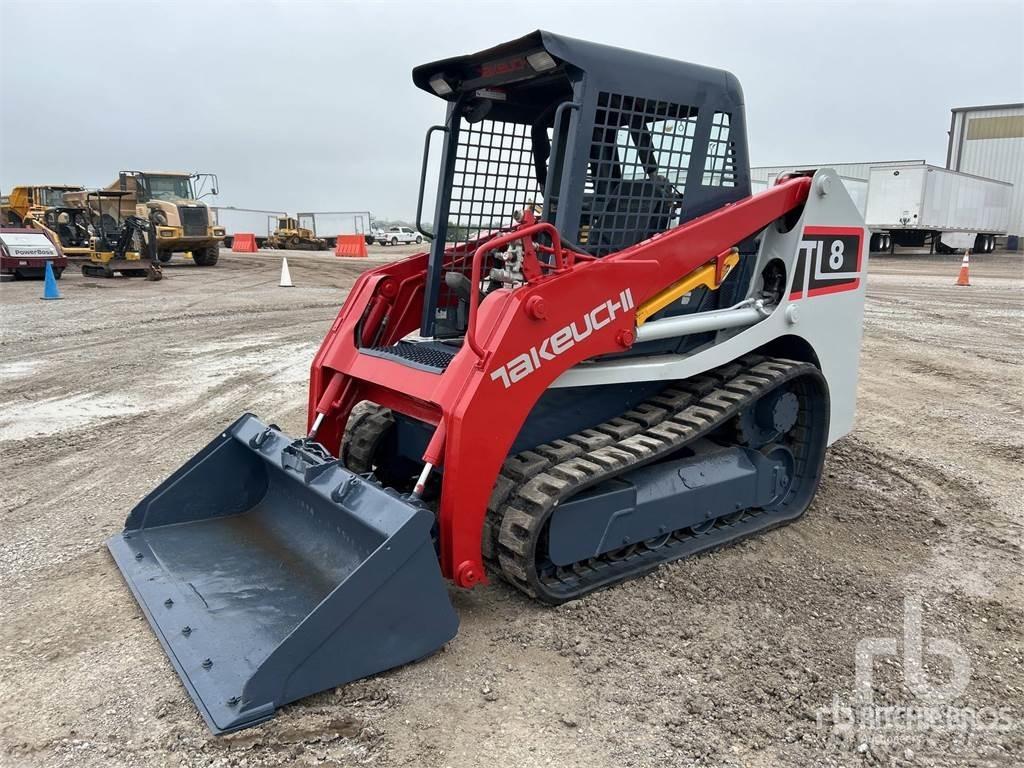 Takeuchi TL8 Šmykom riadené nakladače