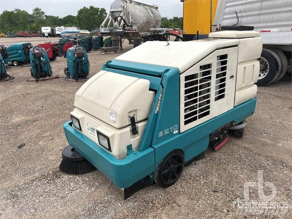 Tennant 8210 Zametacie stroje