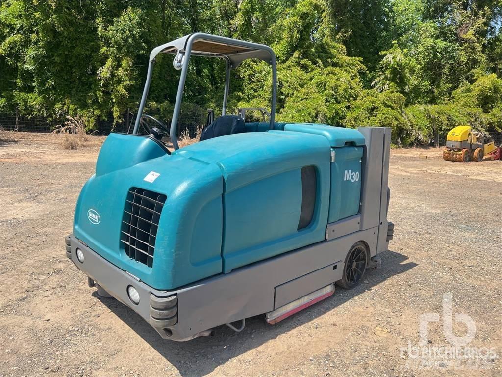 Tennant M30 Zametacie stroje