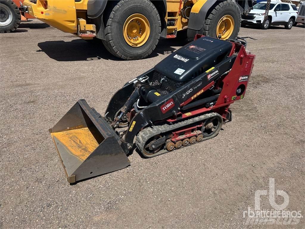Toro TX427 Šmykom riadené nakladače