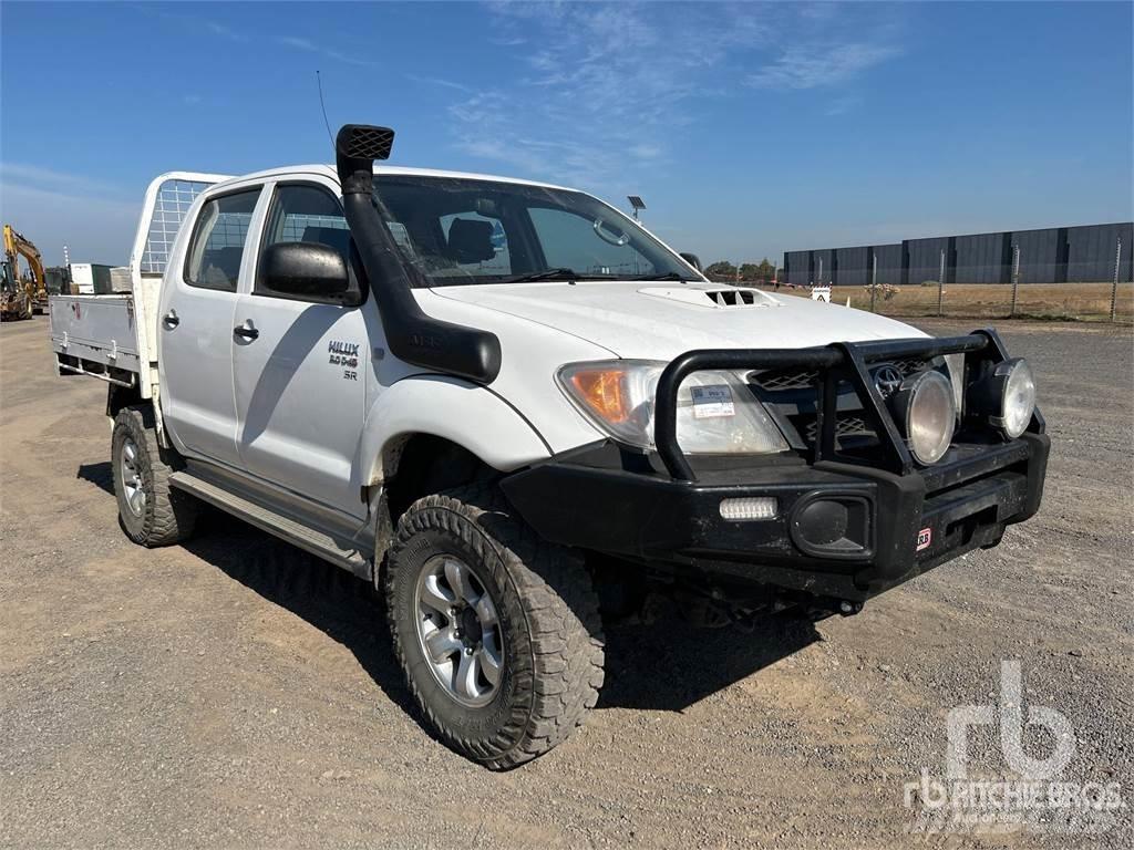 Toyota HILUX Nakladacia/sklápacia bočnica