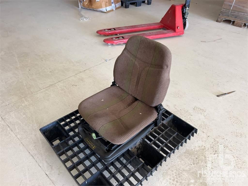  Tractor Seat Ďalšie príslušenstvo traktorov