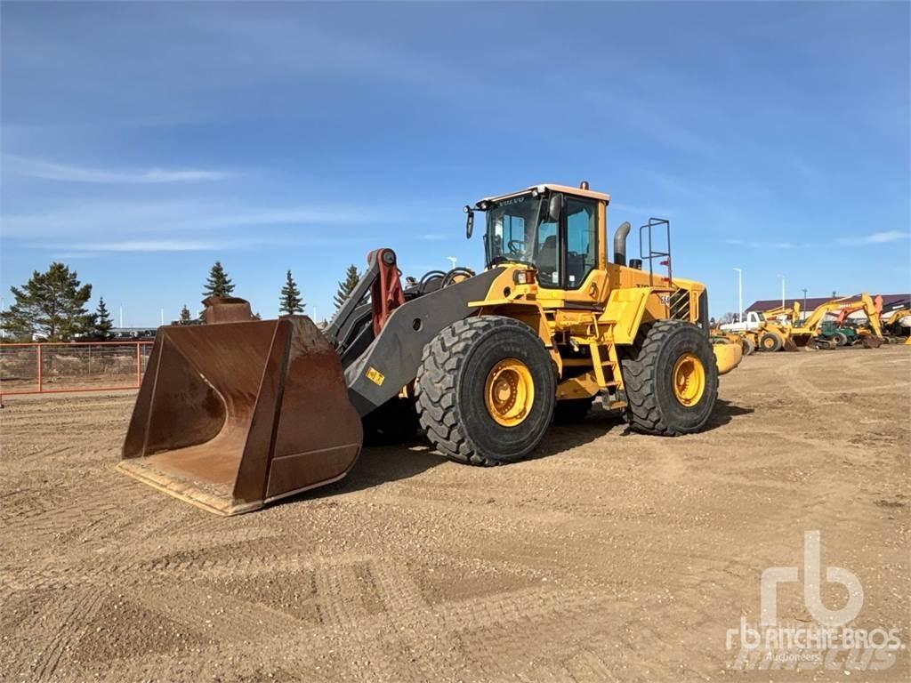Volvo L220F Kolesové nakladače