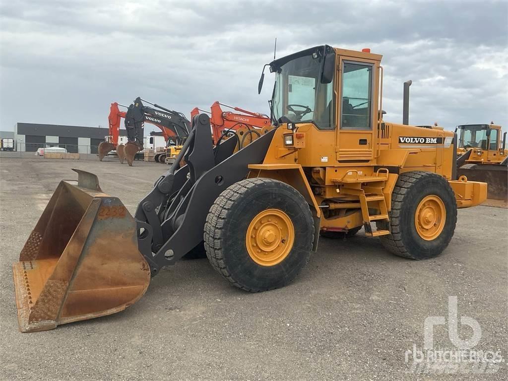 Volvo L90C Kolesové nakladače