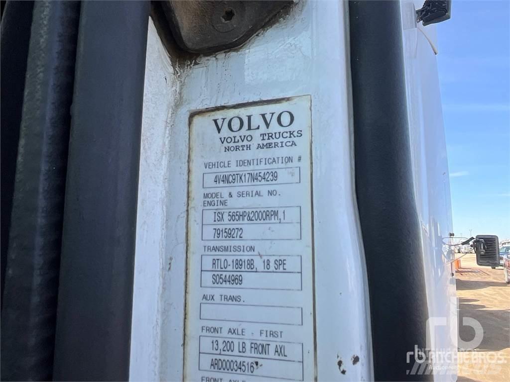 Volvo VNL Ťahače
