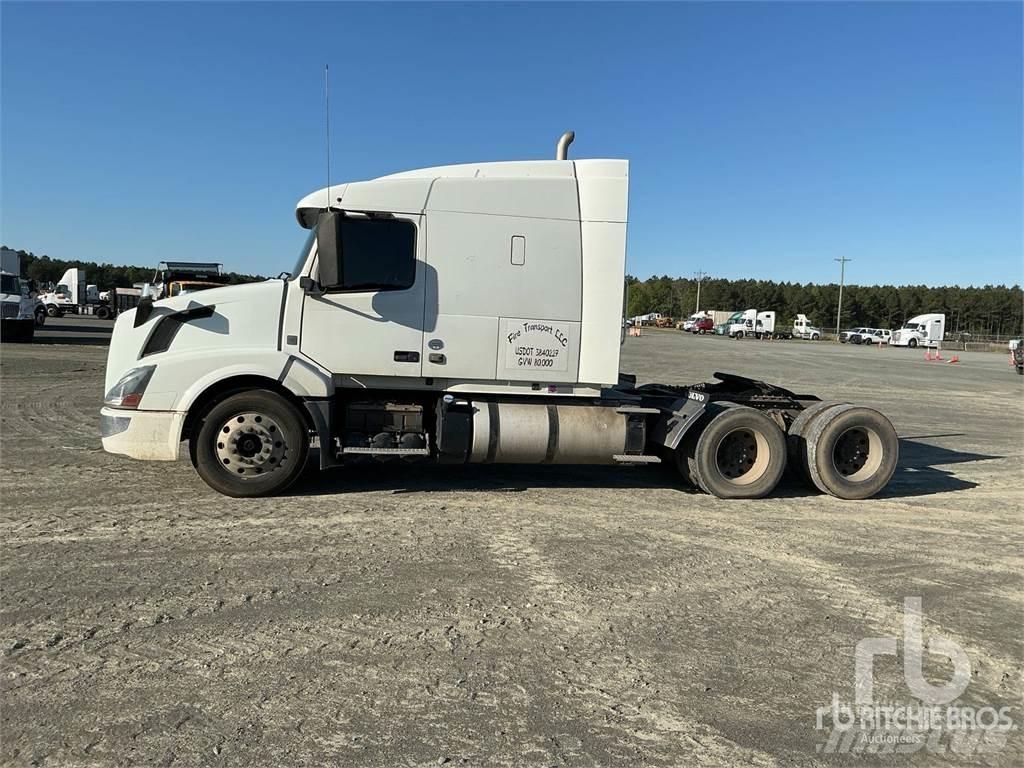 Volvo VNL Ťahače