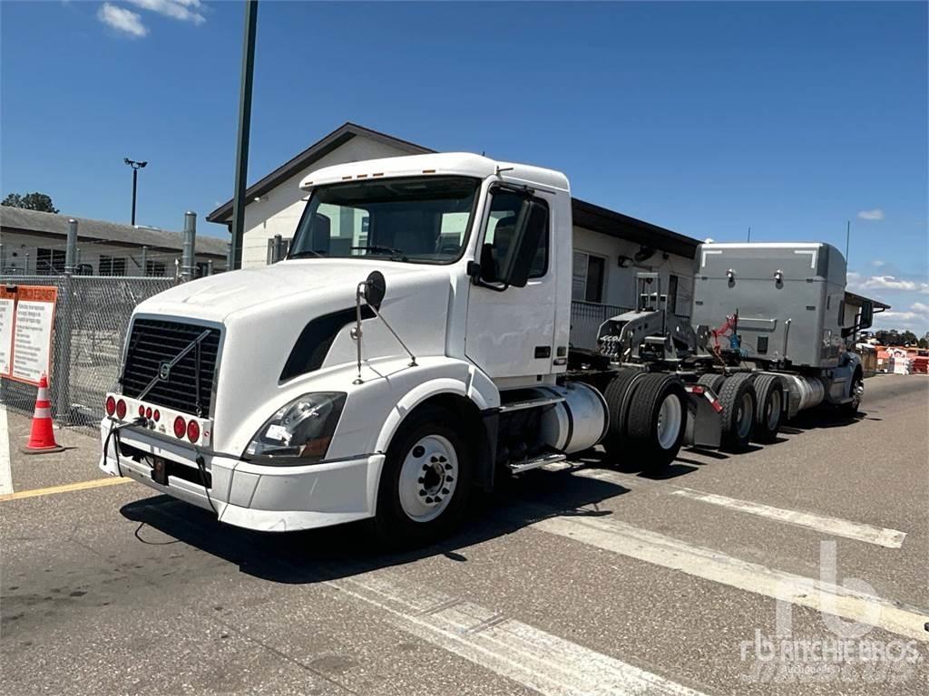 Volvo VNL300 Ťahače