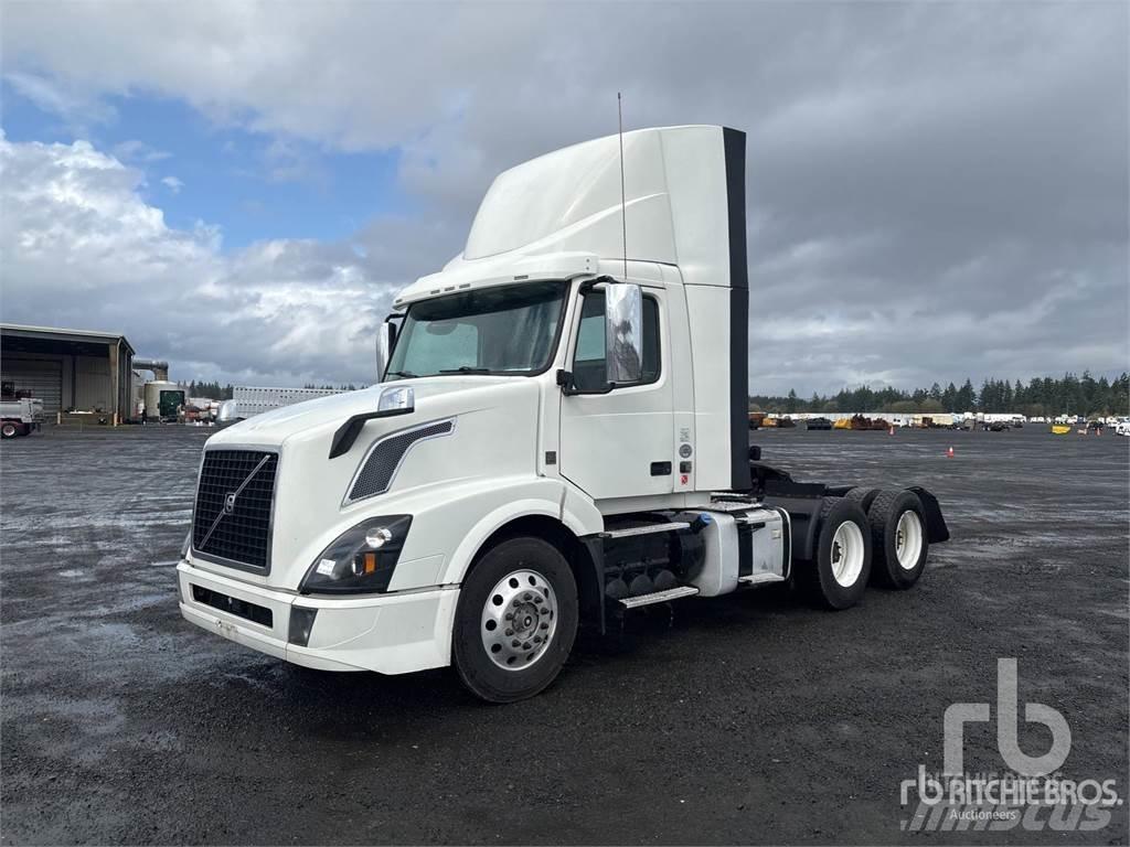 Volvo VNL300 Ťahače