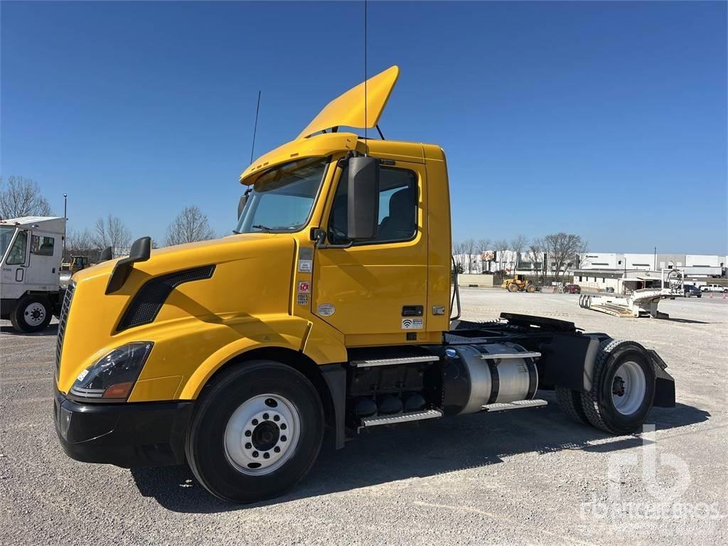 Volvo VNL42300 Ťahače