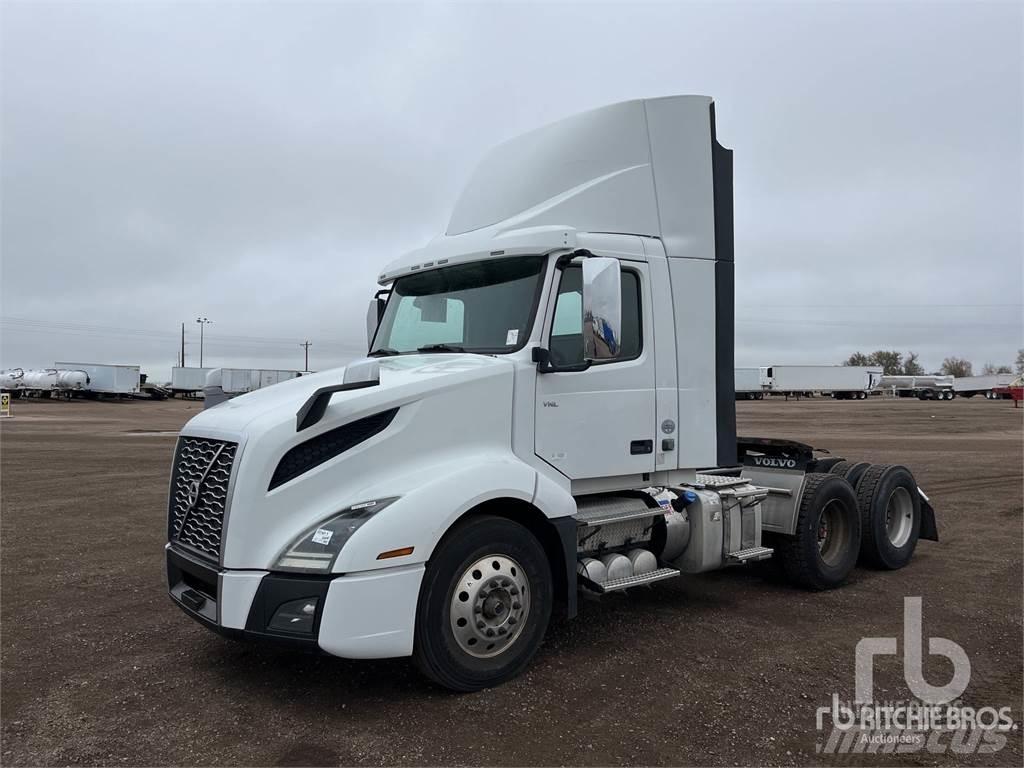 Volvo VNL62T300 Ťahače