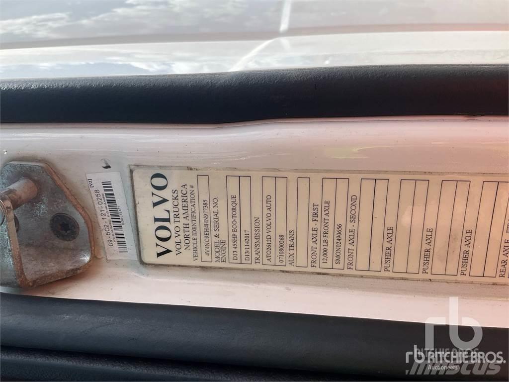 Volvo VNL64 Ťahače