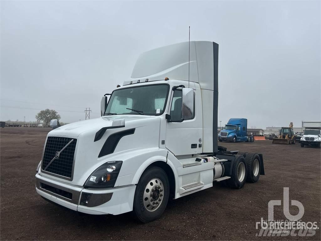 Volvo VNL64 Ťahače