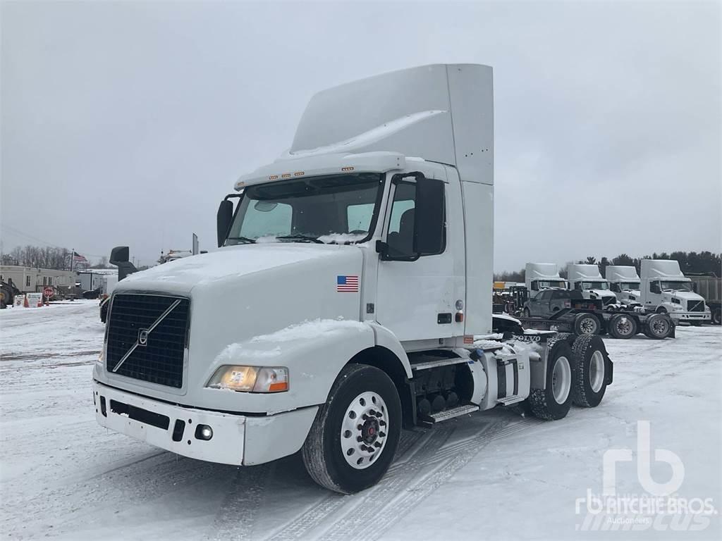 Volvo VNM300 Ťahače