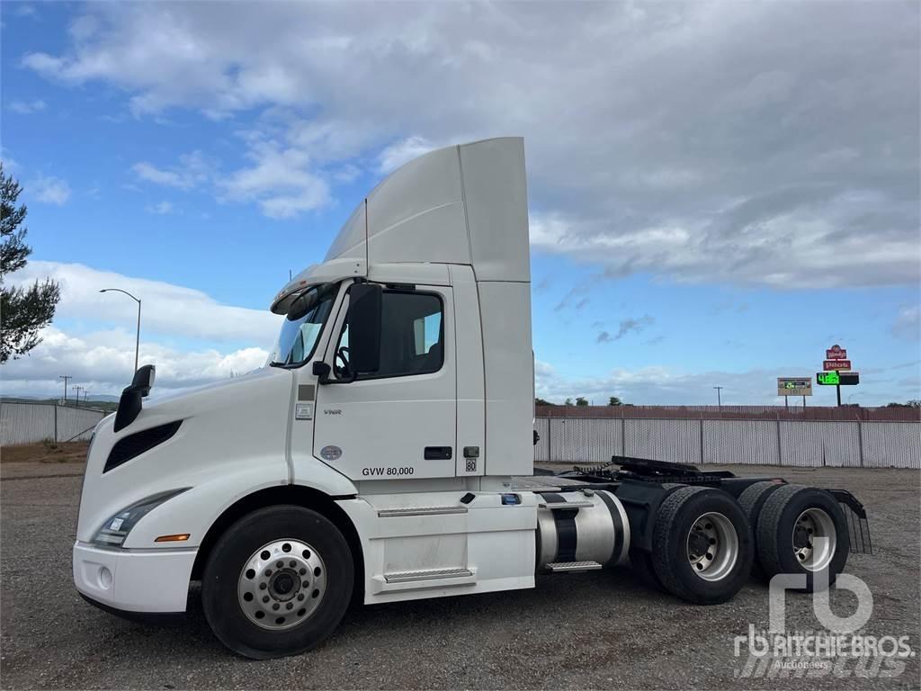 Volvo VNR300 Ťahače