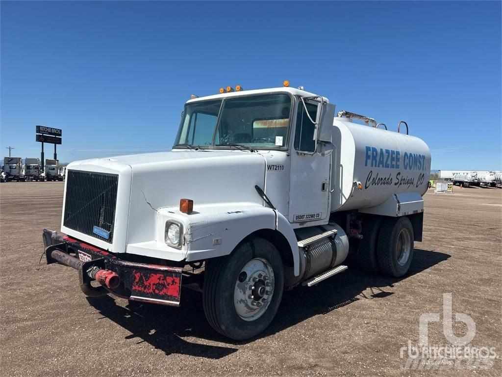 White GMC WG42T Cisterny na vodu