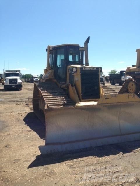 CAT D6H Pásové dozéry