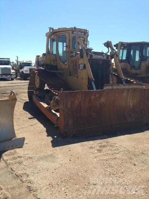CAT D6H Pásové dozéry