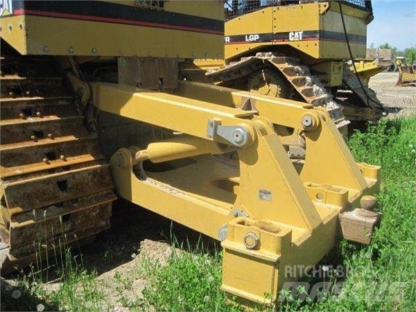 CAT D7H LGP Pásové dozéry