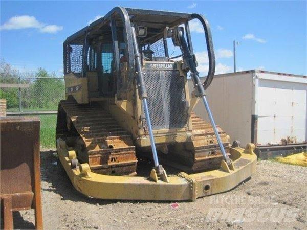 CAT D7H LGP Pásové dozéry