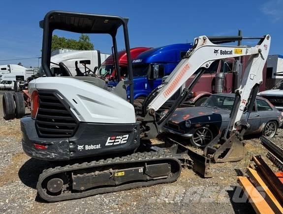 Bobcat E32I Mini rýpadlá < 7t