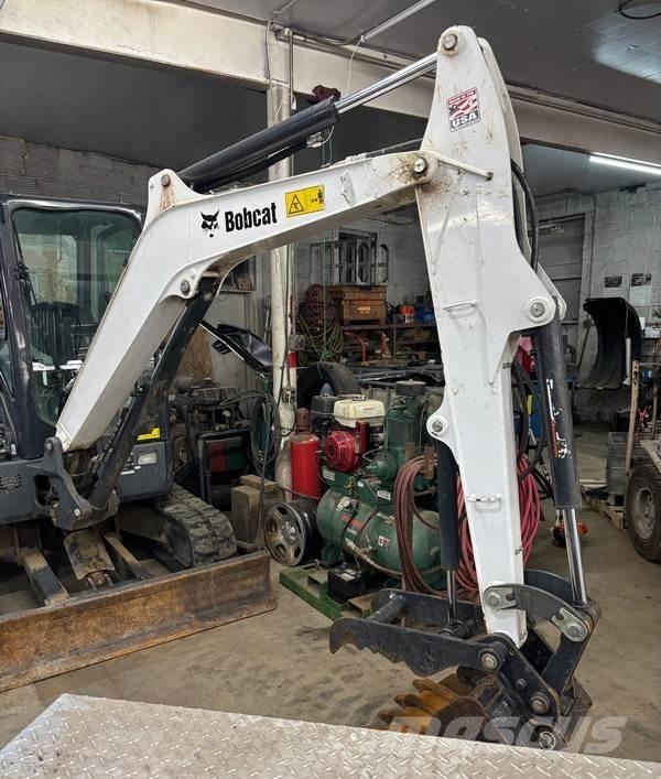 Bobcat E35I Pásové rýpadlá
