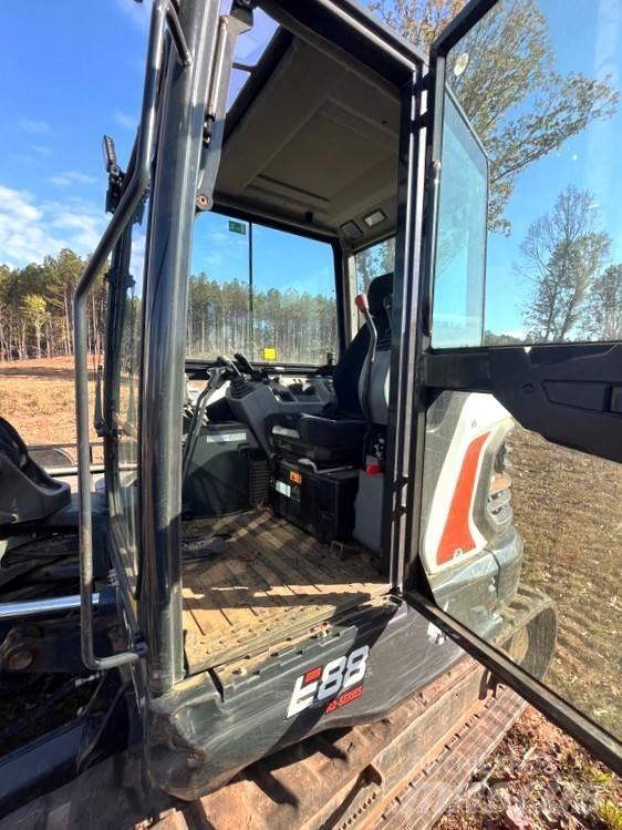 Bobcat E88 R2 Midi rýpadlá 7 t - 12 t